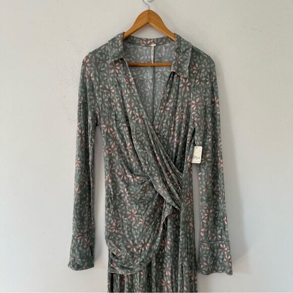 Free People NWT Mint Print Shayla Faux Wrap Maxi Long Sleeve Wrap Dress - Picture 15 of 16